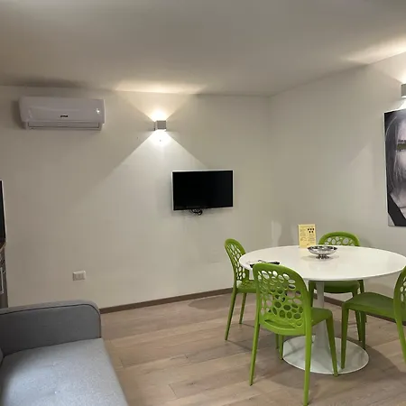 Lägenhet My Exclusive Cavour Loft Da Sogno A *