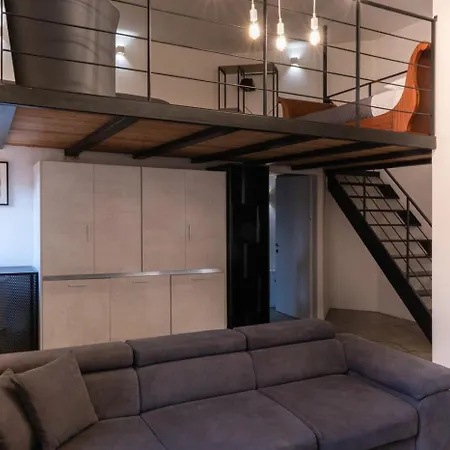 公寓 My Exclusive Cavour Loft Da Sogno A 卡利亚里