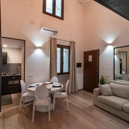 My Exclusive Cavour Loft Da Sogno A شقة *