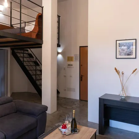 公寓 My Exclusive Cavour Loft Da Sogno A *