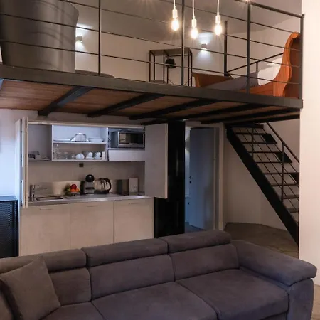 My Exclusive Cavour Loft Da Sogno A 卡利亚里