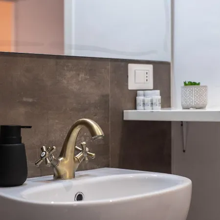 Lägenhet My Exclusive Cavour Loft Da Sogno A