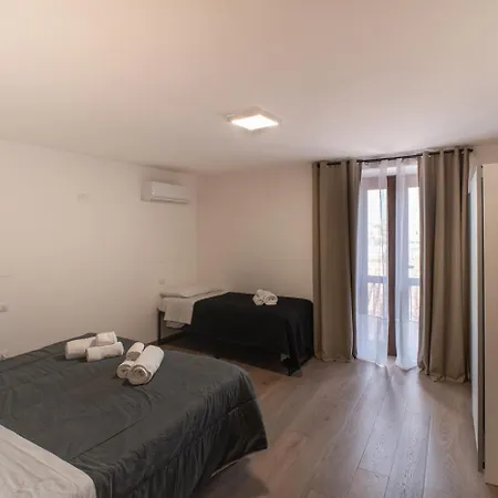 Lägenhet My Exclusive Cavour Loft Da Sogno A