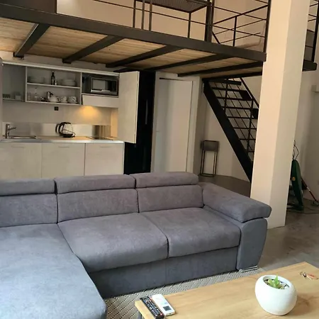 Lägenhet My Exclusive Cavour Loft Da Sogno A
